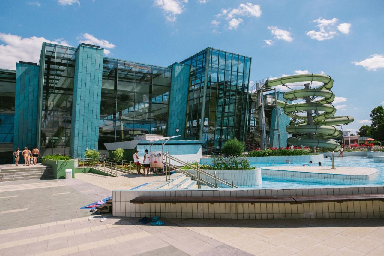 Grand Hotel Ostřihom Exteriér fotografie